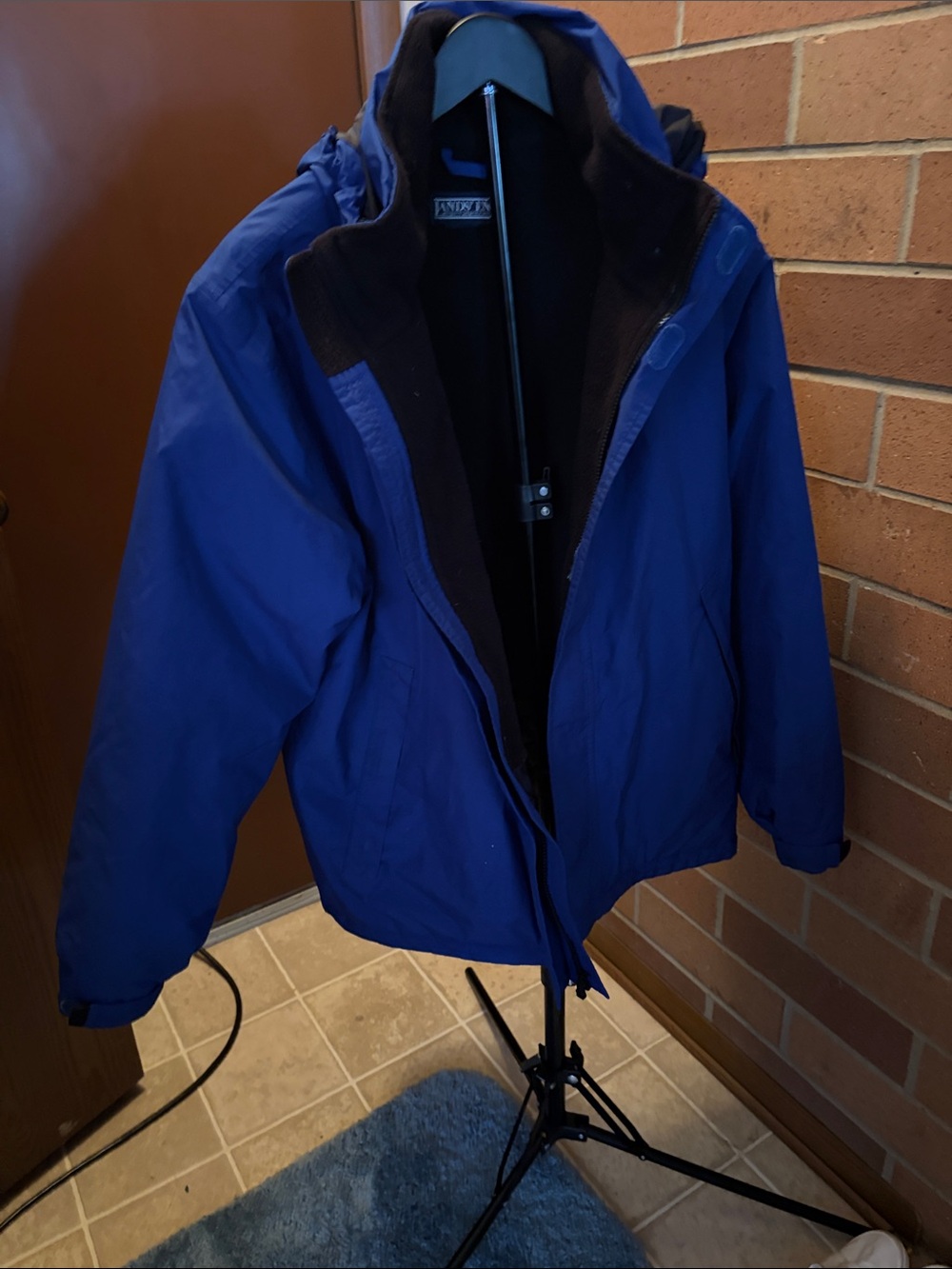 Lands' End Men's Deep Blue Hooded all weather Jacket